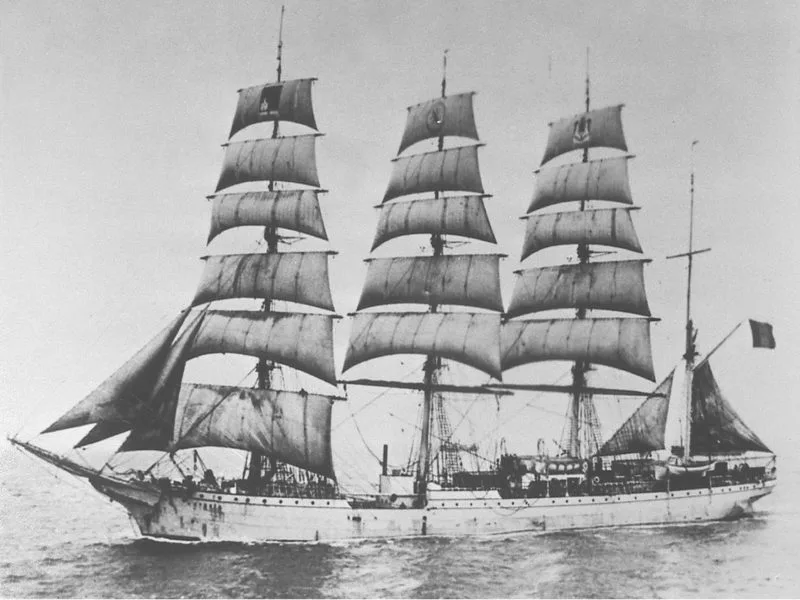 Axel Stenross Maritime Museum Windjammer SV LAvenir Under Sail
