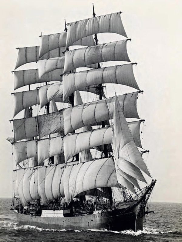 Axel Stenross Maritime Museum Windjammer S.v. Pamir Under Sail